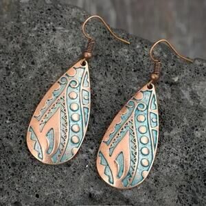 Etched Copper Boho Earrings, with bronze color Tribal Vintage
